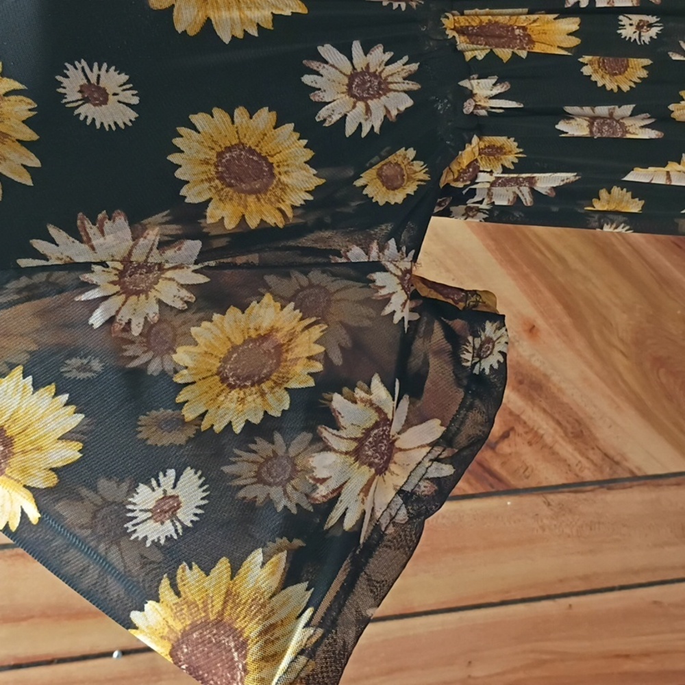 Floral Black and Yellow Kimono Dress - Picture 7 of 7
